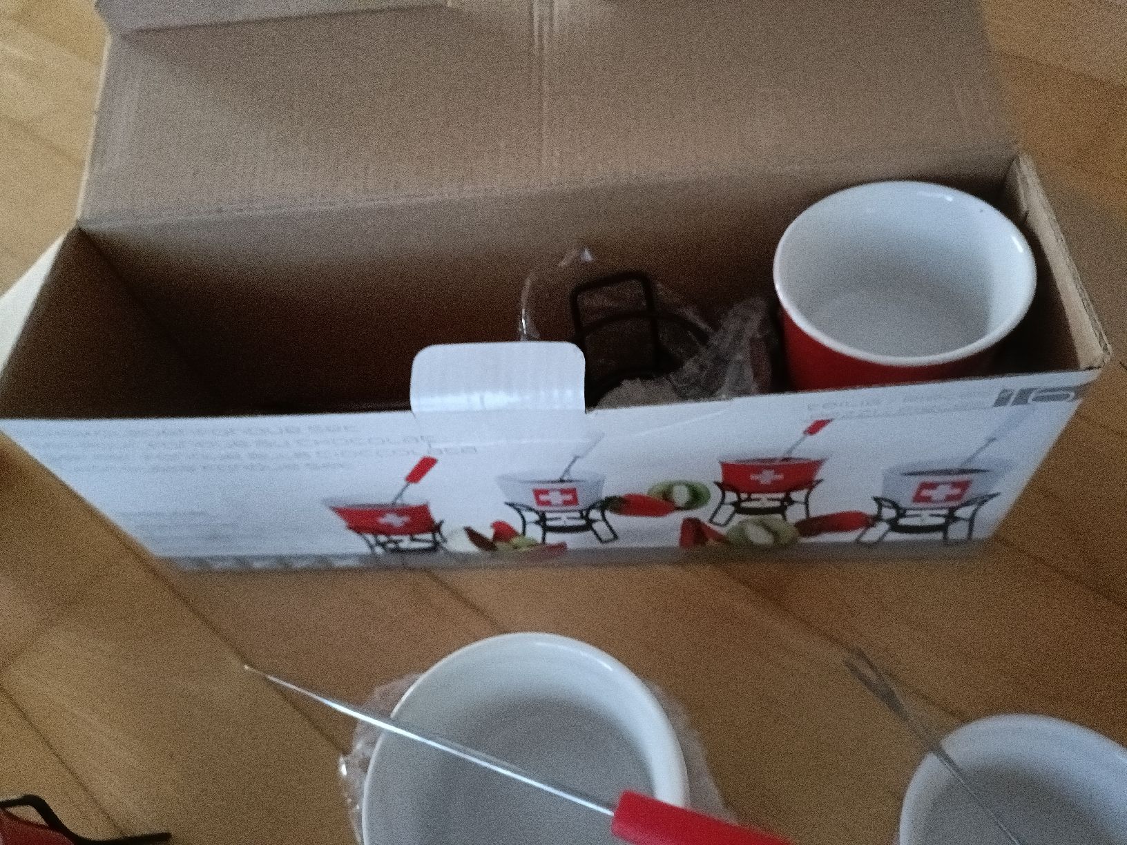 Set di piatti: Schoggi - Fondue - Set 16 teilig – Nuovo (secondo la descrizione) da Gossau SG venduto da scania1509 1