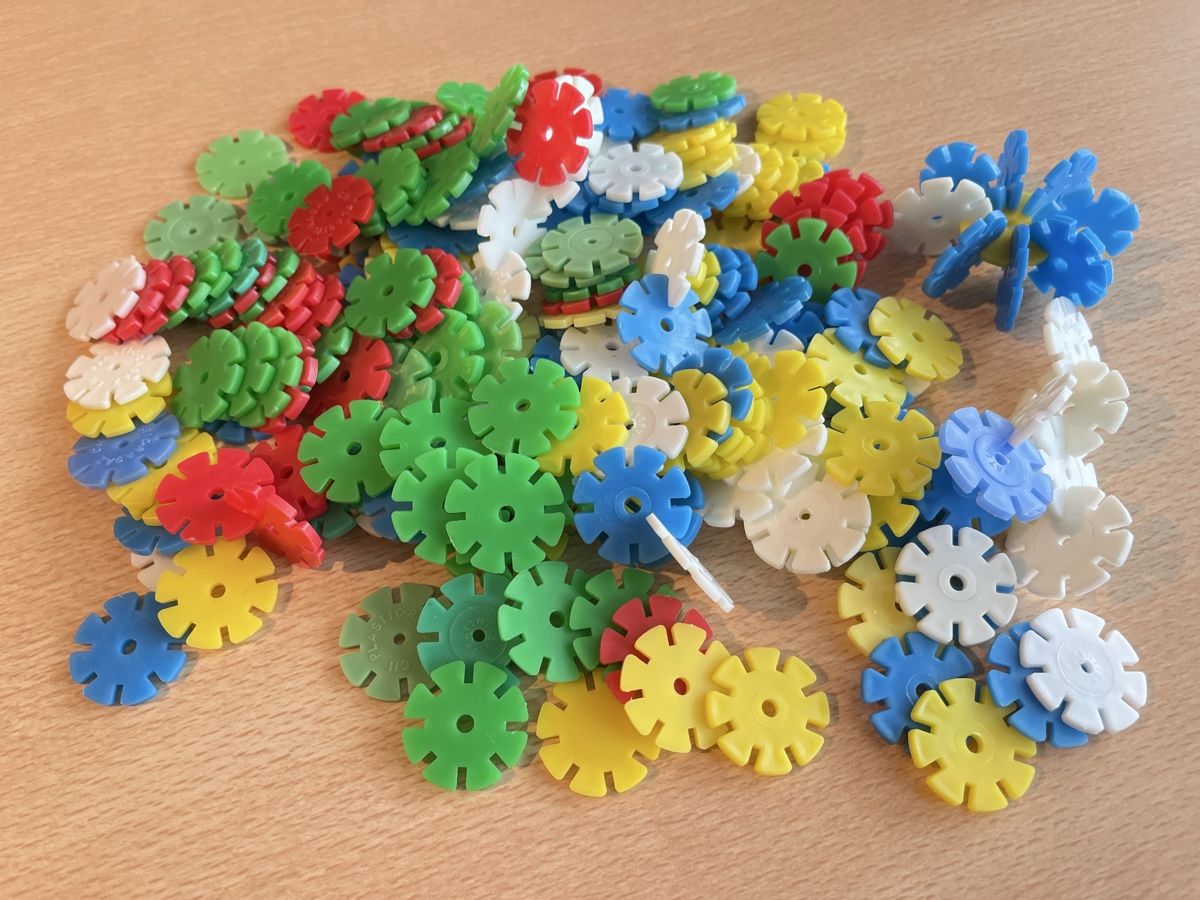 Giocattoli: Kinder Steckspielzeug – Nuovo (secondo la descrizione) da Hinwil venduto da Samick
