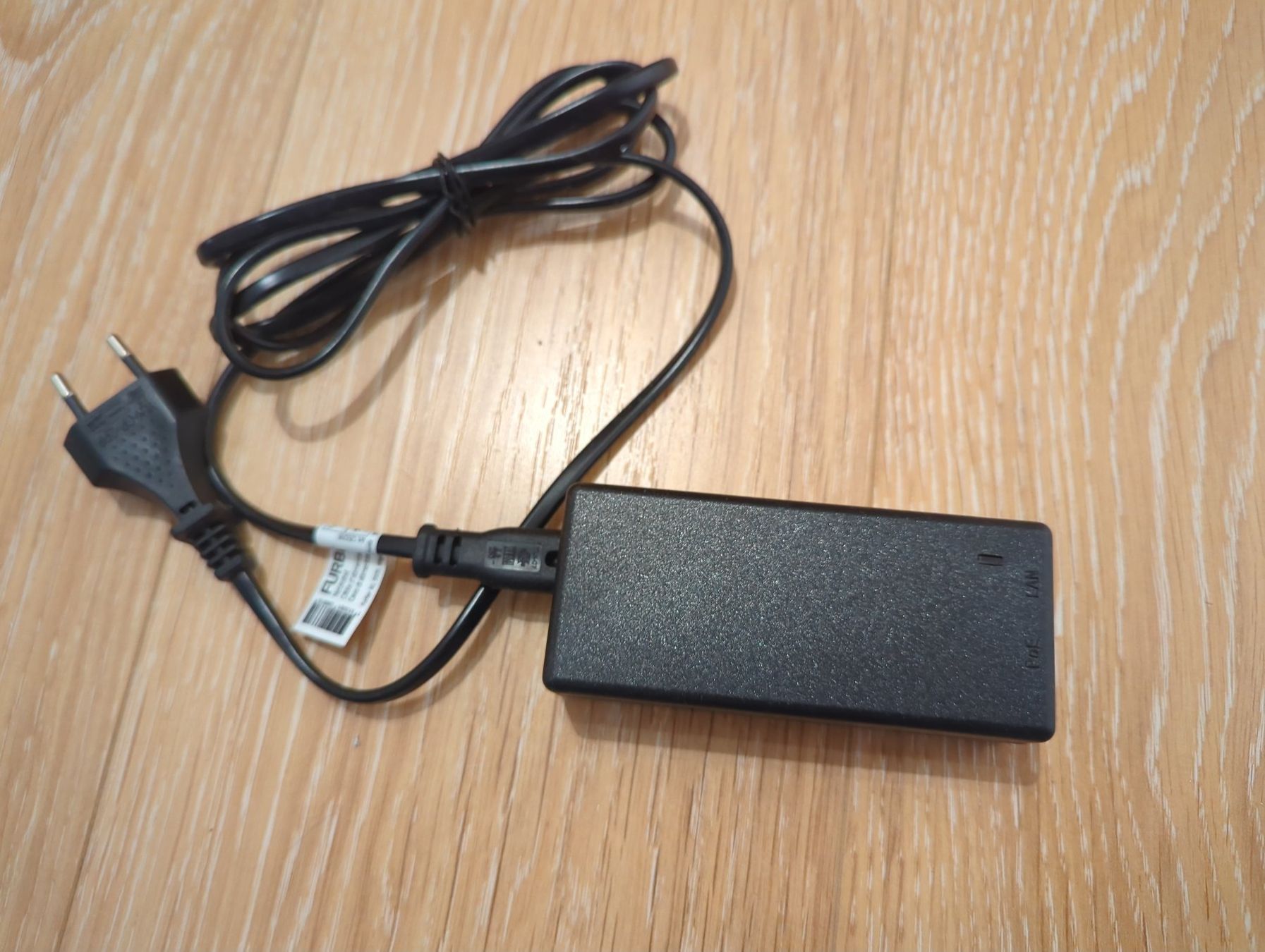 Unità & Adattatore: PoE Injector 30 W – Usato da Zürich venduto da Enucatl 1