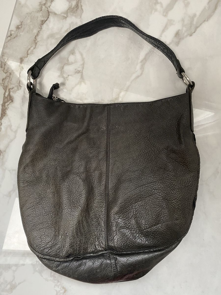 Liebeskind Taschen für Damen: Graue Ledertasche von Liebeskind – Gebraucht aus Estavayer-le-Lac von Mimmy02 5