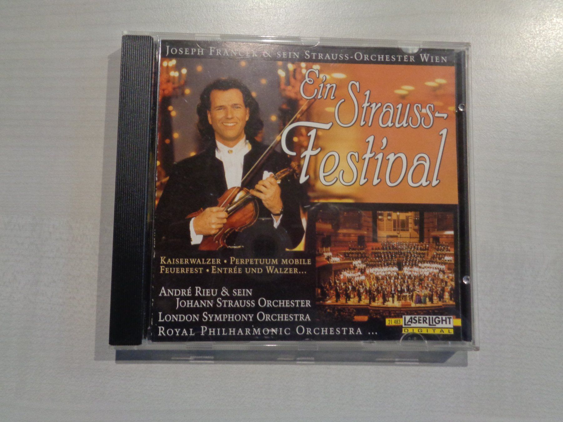 CD: CD Ein Strauss Festival – Usato da Birsfelden venduto da Albatros55