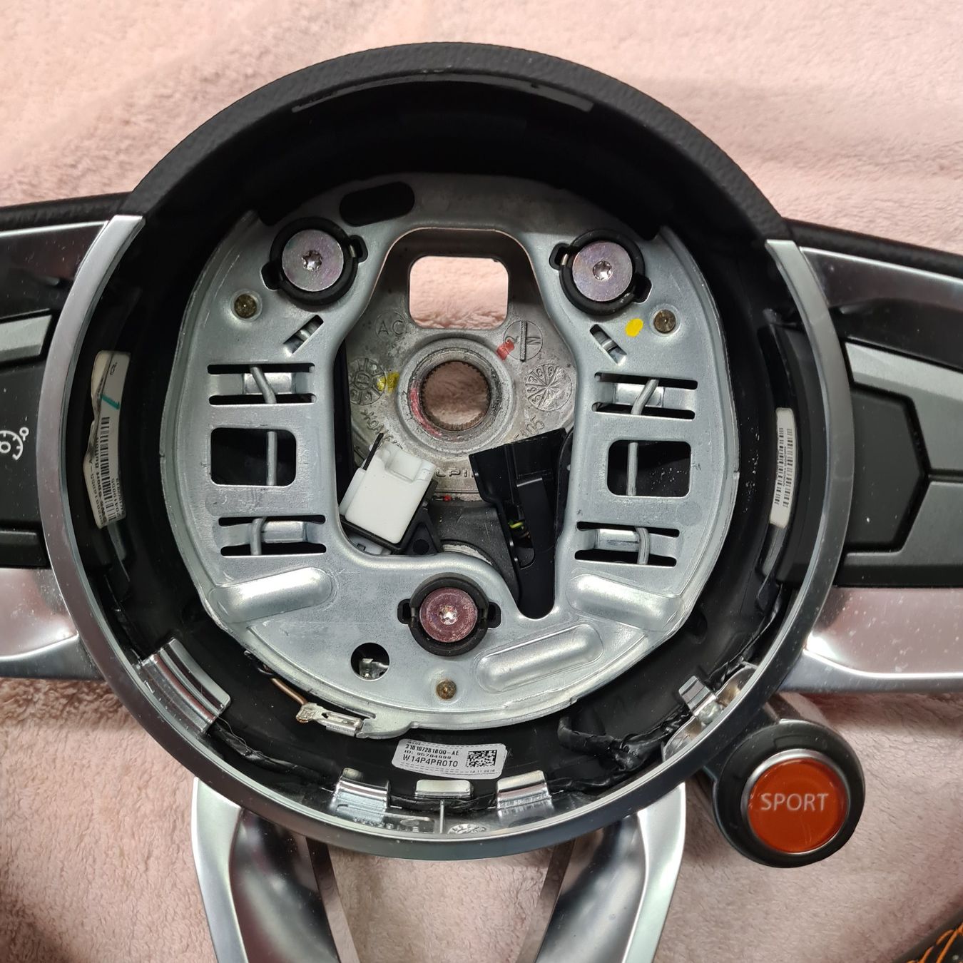Tutti pezzi di ricambio auto: Alpine A110S - Volant + Airbag – Usato da Coppet venduto da SergeG01 2