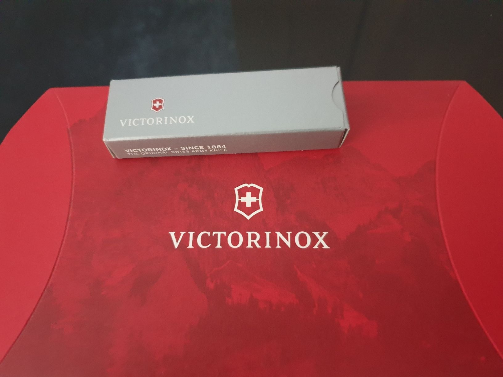 Victorinox Coltelli tascabile: victorinox sackmesser – Nuovo e nell'imballaggio originale da Rothrist venduto da ToniG71