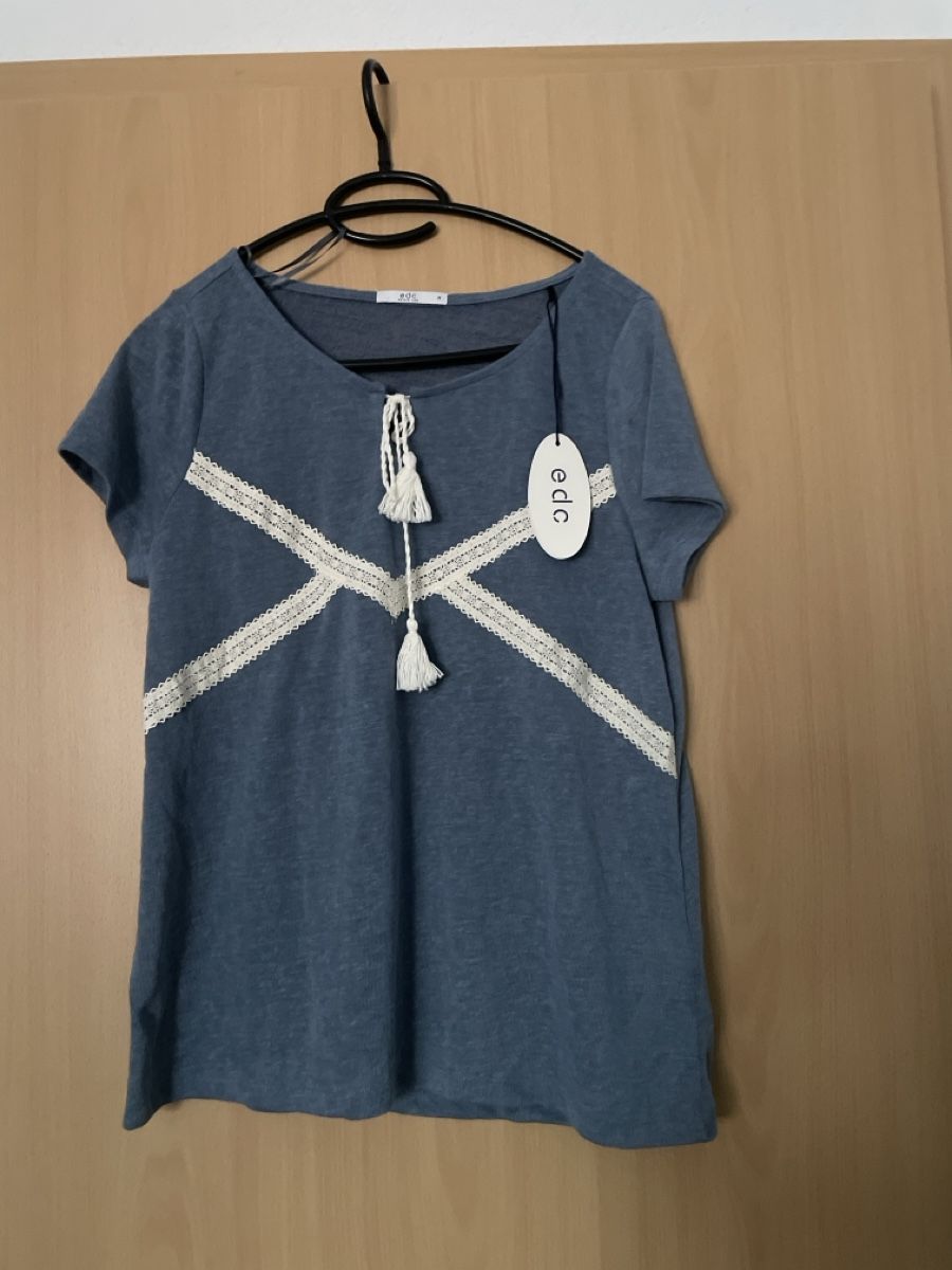 T-shirt: Neues EDC Esprit Shirt  beim Ausschnitt Gr M – Nuovo e nell'imballaggio originale da Illnau venduto da cla_jqf8