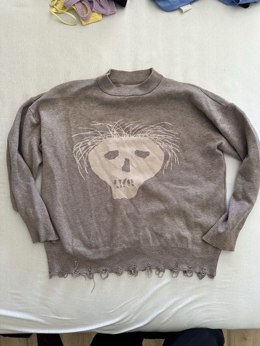 Maglioni & Felpe: Skull Sweater – Usato da Rümlang venduto da sunny_buhu