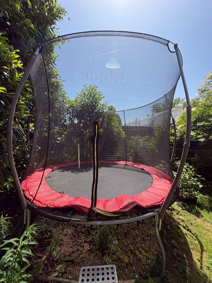 Hudora Trampolini: Trampolin Hudora 300 cm top Zustand – Usato da Riehen venduto da BS4000 3