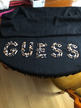 Guess Damen Neue Schal 🧣