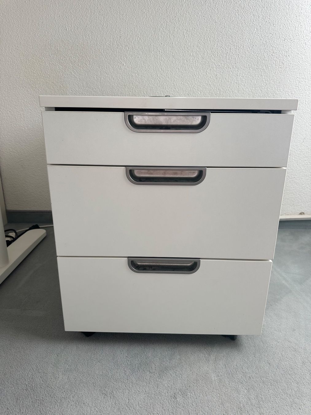 Ikea Korpus: Korpus mit Zahlenschloss – Gebraucht aus Uetikon am See von dar_ck2w 1