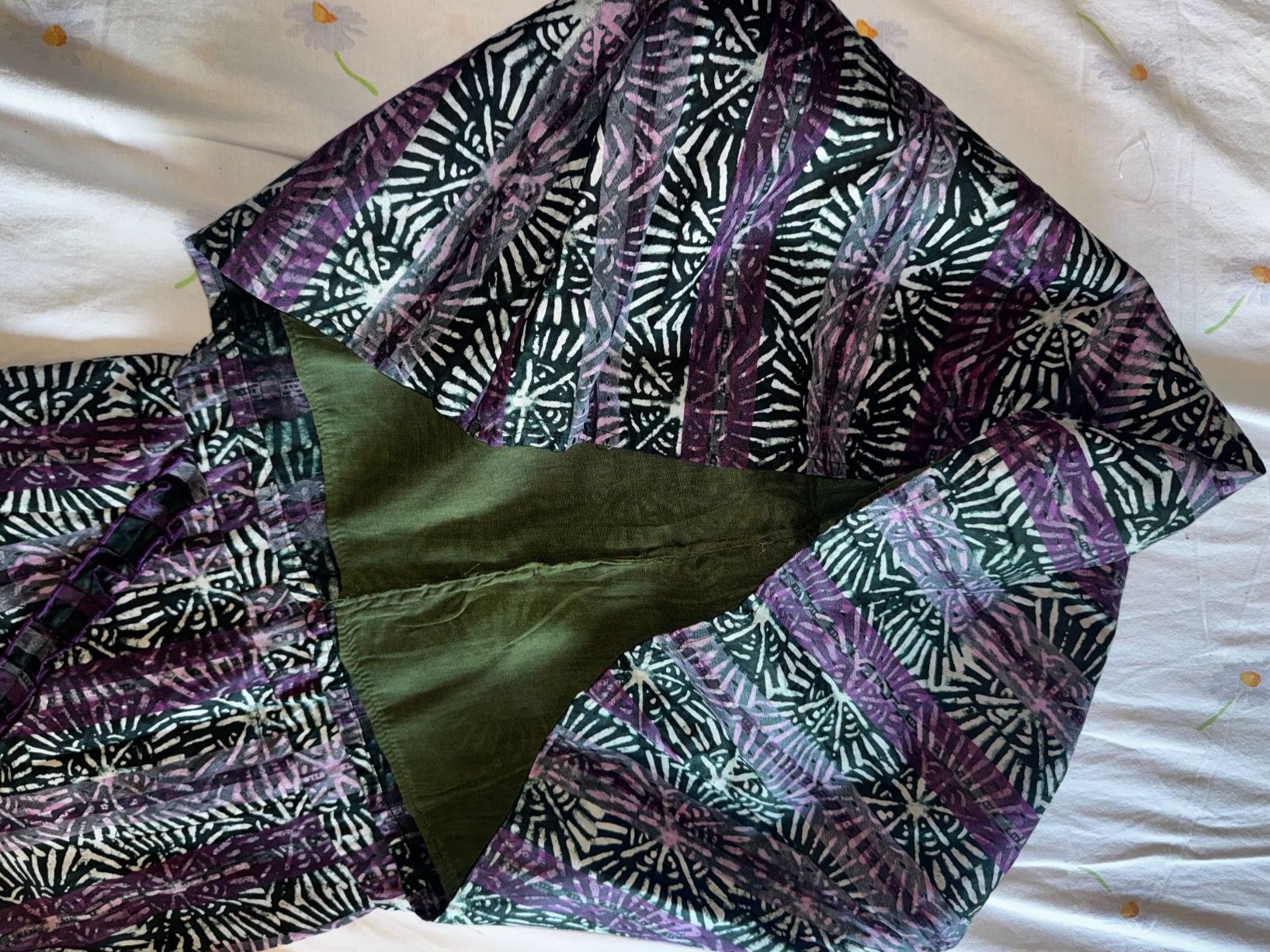 Vestiti: Robe VINTAGE imprimée violette et verte taille 12 – Usato da Ovronnaz venduto da Etagne68 8