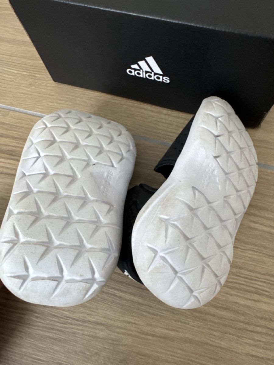 Adidas Scarpe per ragazzi: Sandales Adidas taille 21 – Usato da Saillon venduto da alico 2