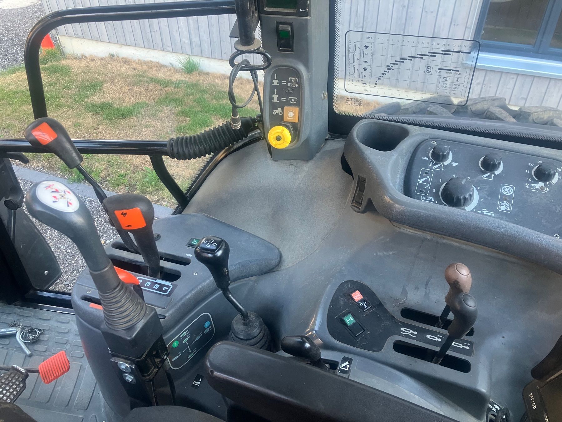 New Holland Trattori: Traktor New Holland TS 115 Turbo – Usato da Hintermoos venduto da LT-6260 6