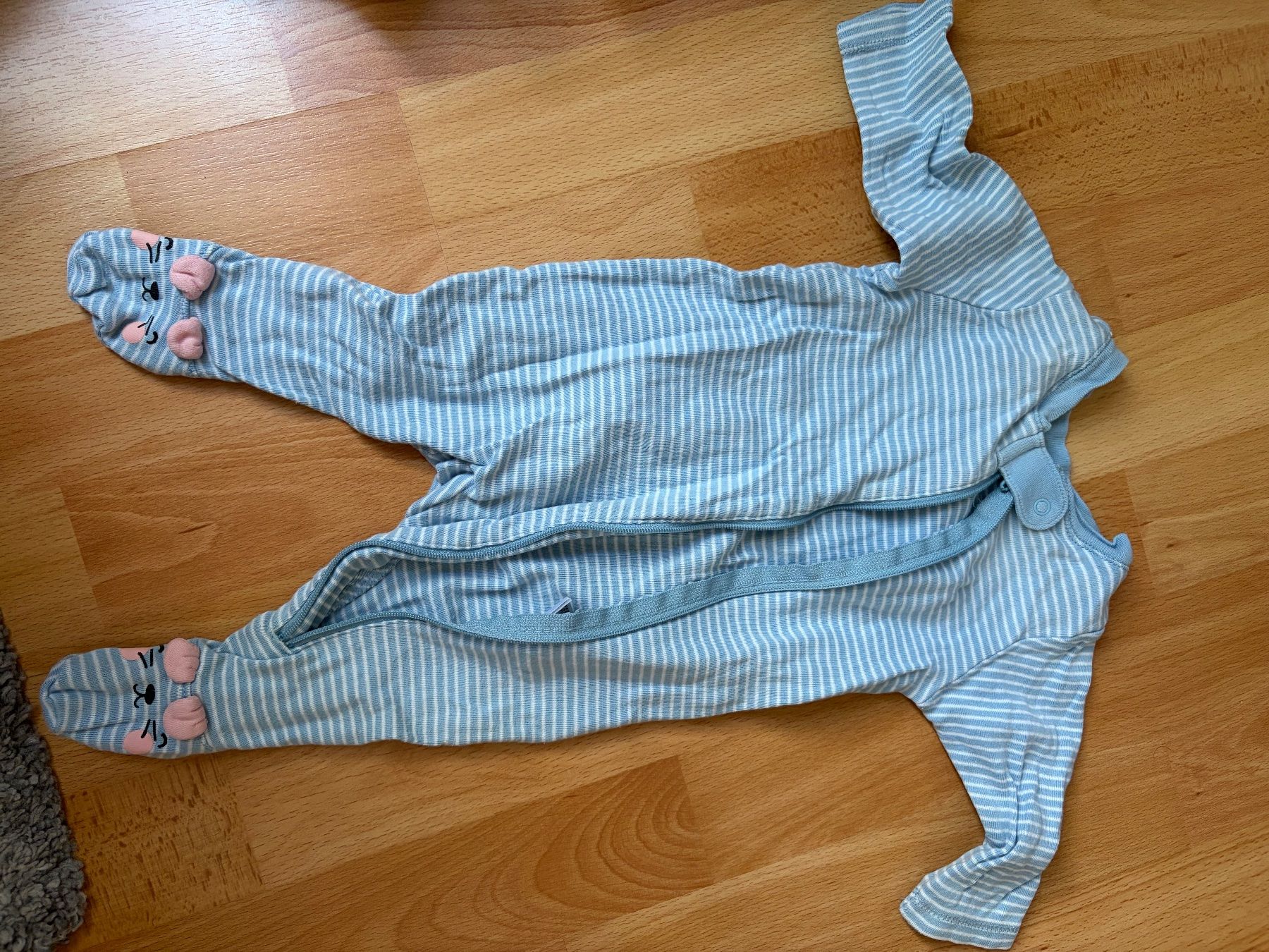 Next Lotti di vestiti: Next sleepsuits Size Up to 3 Months – Usato da Arbon venduto da bot_5ht5 5