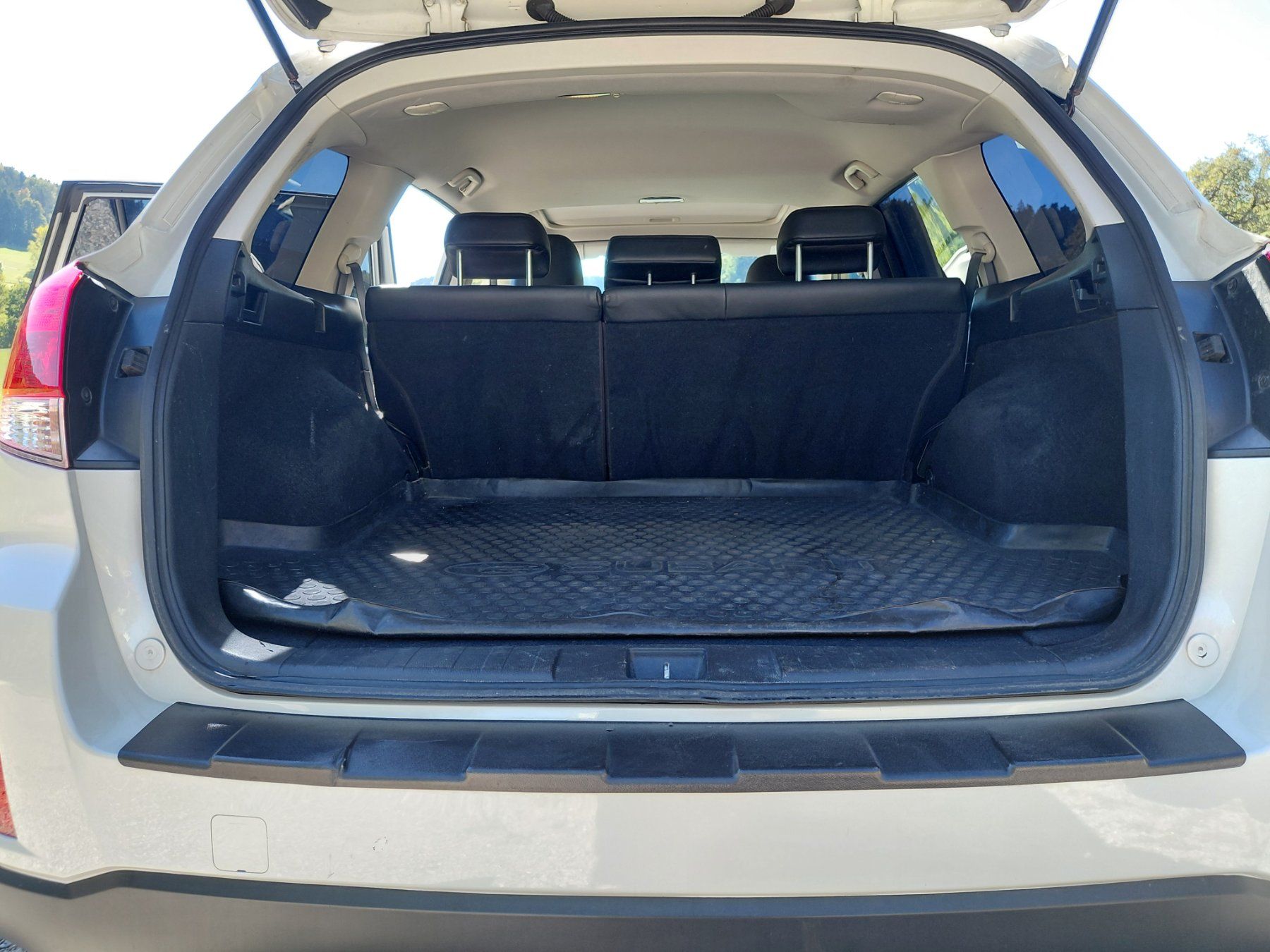 Subaru Autos: Subaru Outback Executive 3.6R AWD – Gebraucht aus Gündisau von Bgmuer 6