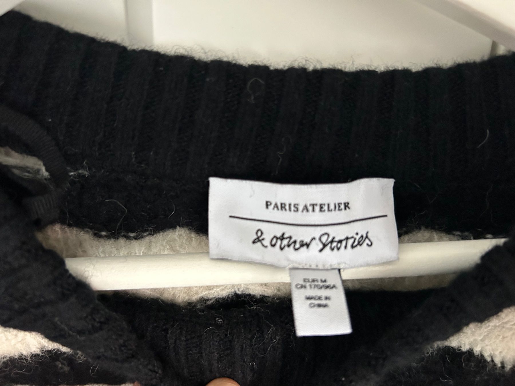 Other Stories Maglioni & Felpe: & Other Stories  Soft Sweater with 15% Wool & Alpaca 2% – Usato da St. Gallen venduto da dec_2jy6 1