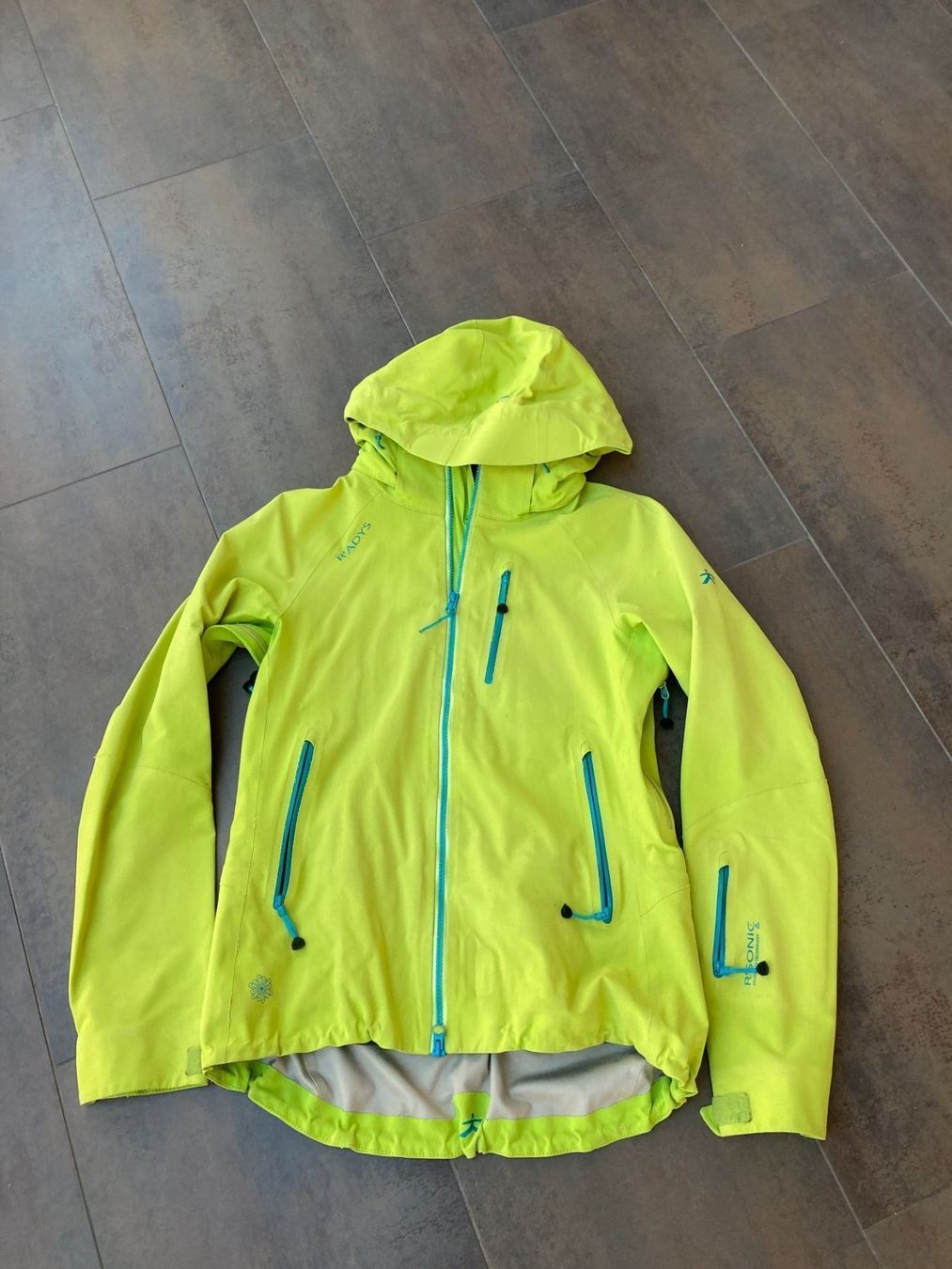 Giacche: R'adys Hardshell Jacke Gr.M und Skihose – Usato da Boltigen venduto da emolaki 2
