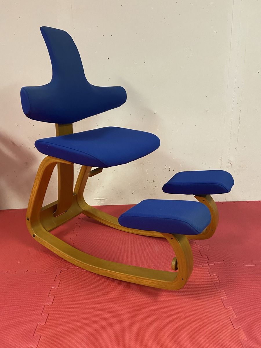 Stokke Stühle: Stokke Bürostuhl blau – Gebraucht aus Mauren TG von Galena