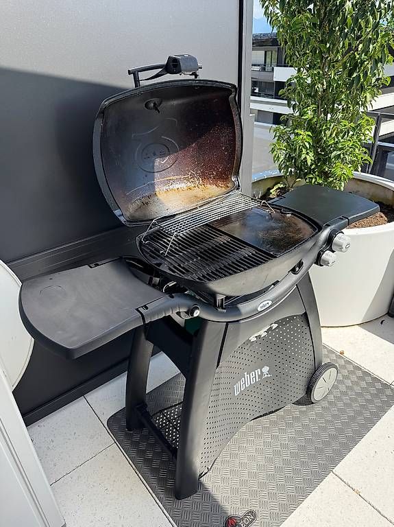 Grills: Barbecue Weber Q3000 – Gebraucht aus Yens von GIPE 3