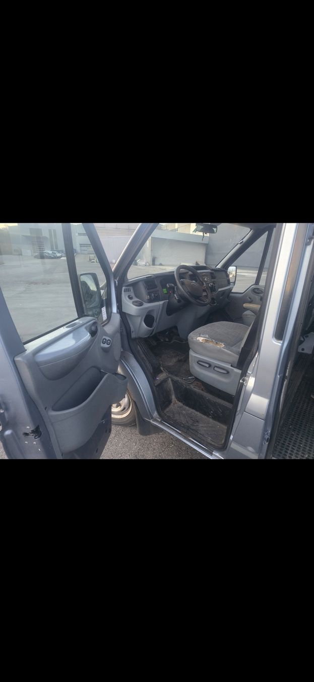 Ford Nutzfahrzeuge: Ford Transit 280 S  8 Plätze – Gebraucht aus Cham von NeraHandel 5