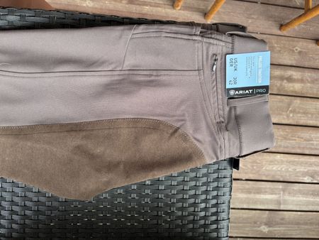 Pantalon équitation Ariat Pro Marron / taille 38