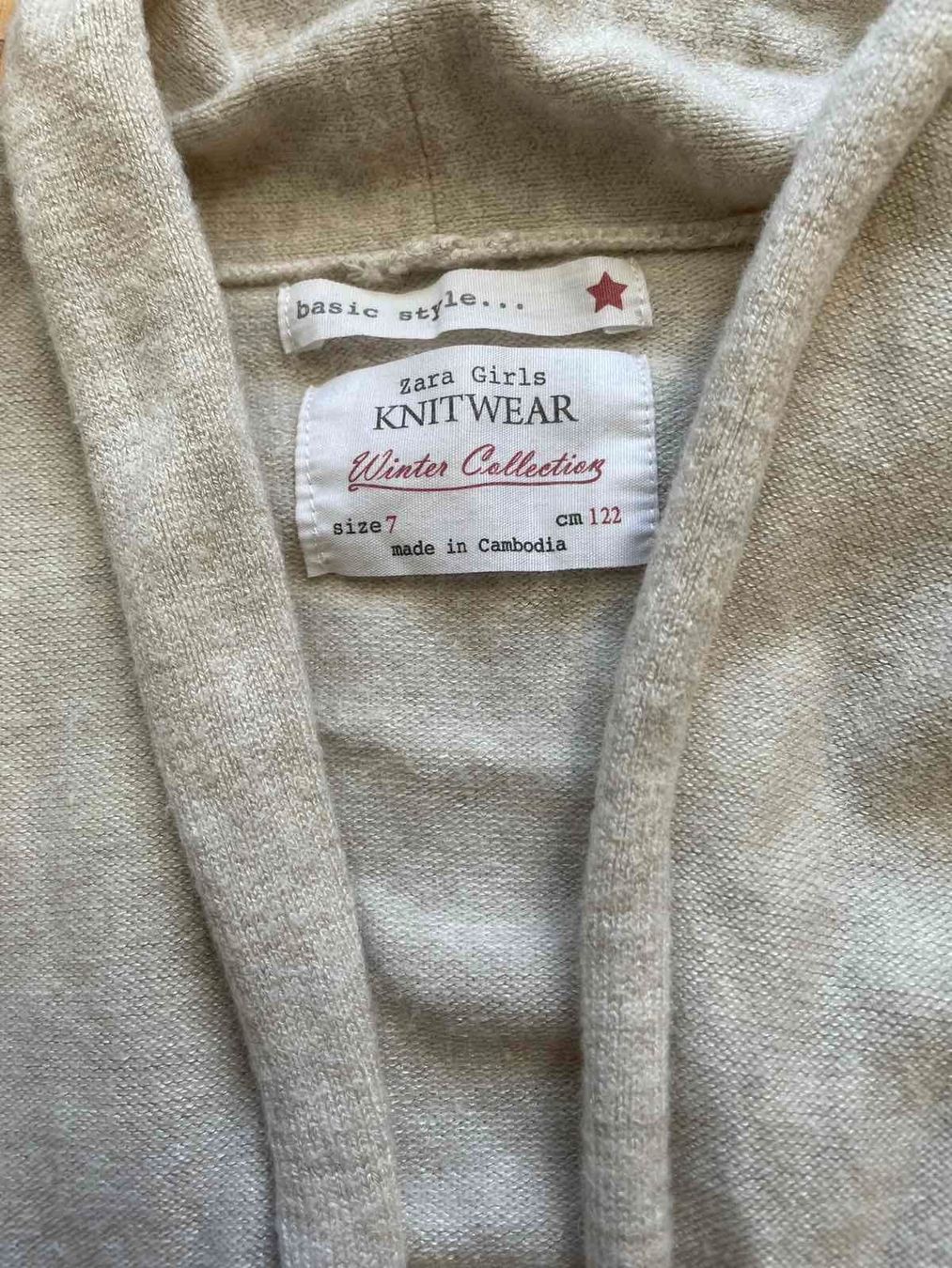 Zara Pullover & Sweatshirts: Zara Jäckchen Gr 122 – Gebraucht aus Volketswil von AKozacenko 1