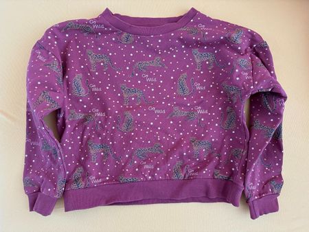 Neuwertig: Schmucker Pulli/Pullover mit Leopard, Gr. 128