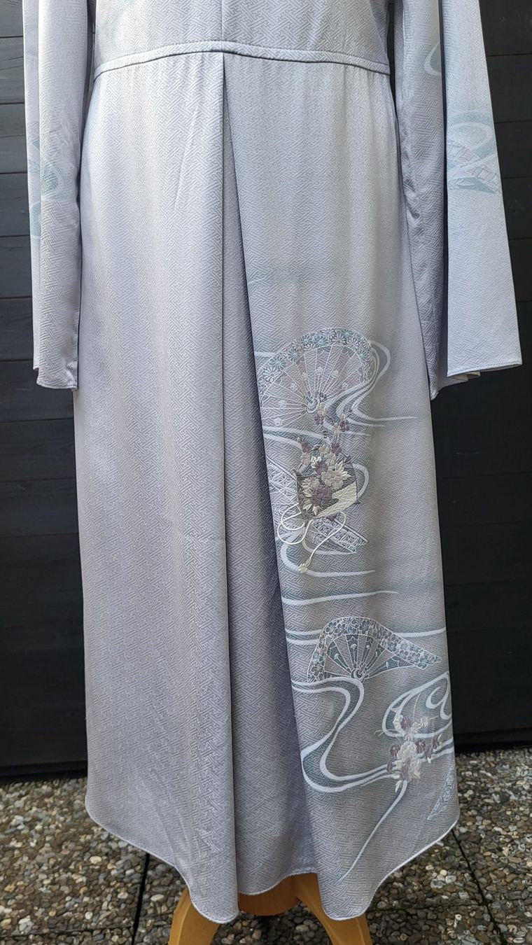 Vestiti: Robe en soie argent – Nuovo (secondo la descrizione) da Fribourg venduto da VictoriaShop7 4