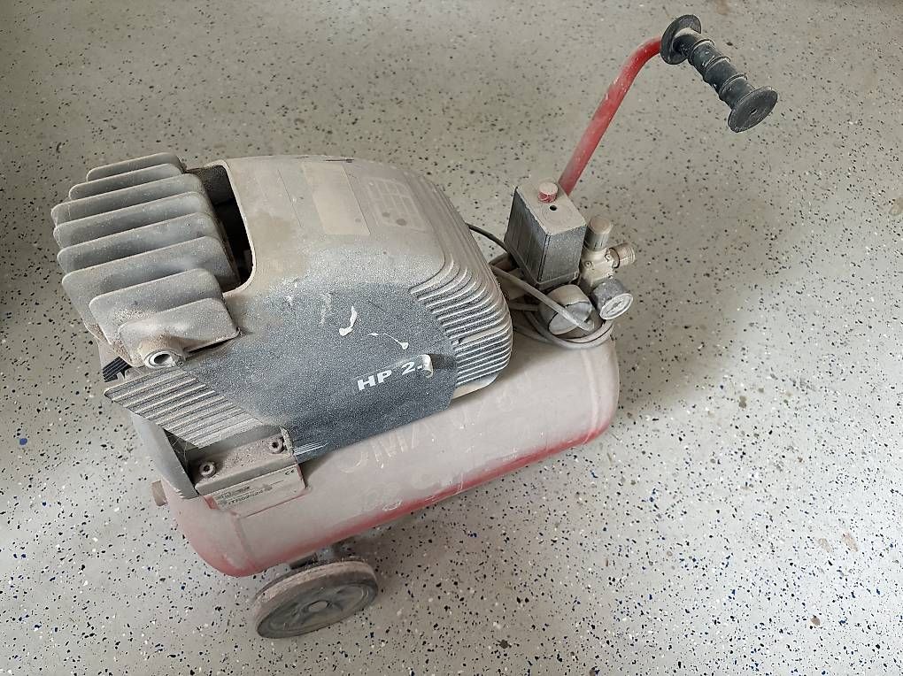 Compressori: Alter Kompressor defekt  – Usato da Reiden venduto da kitti02