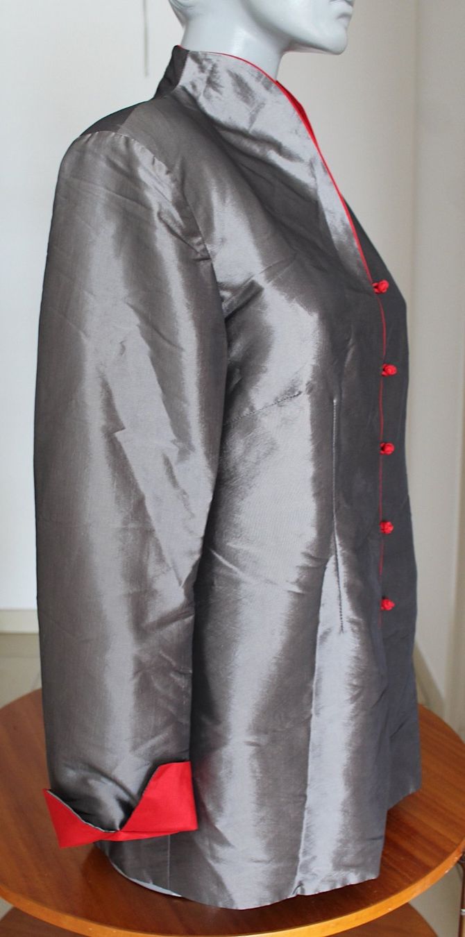 Giacche: Oberteil / Jacke, ev. Handmade und Seide, M/L ? – Usato da Locarno venduto da madame-tus-sauds 1