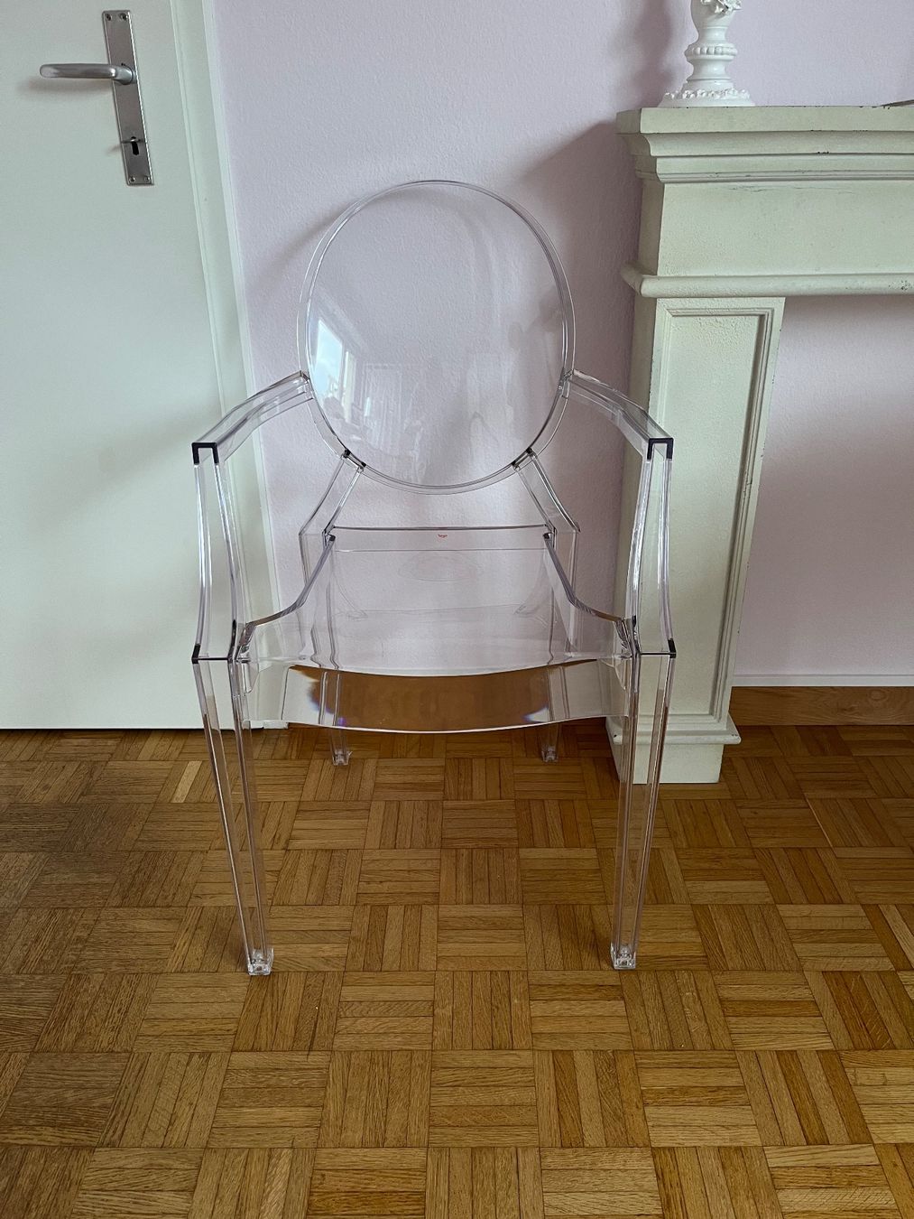 Kartell Sedie: Kartell Stuhl Louis Ghost glasklar – Usato da Basel venduto da ros_xyp8