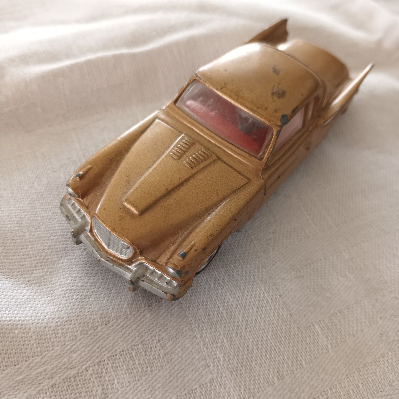 Corgi Toys Modellini d'auto: Studebacker Golden Hawk – Usato da Bäretswil venduto da ricoric
