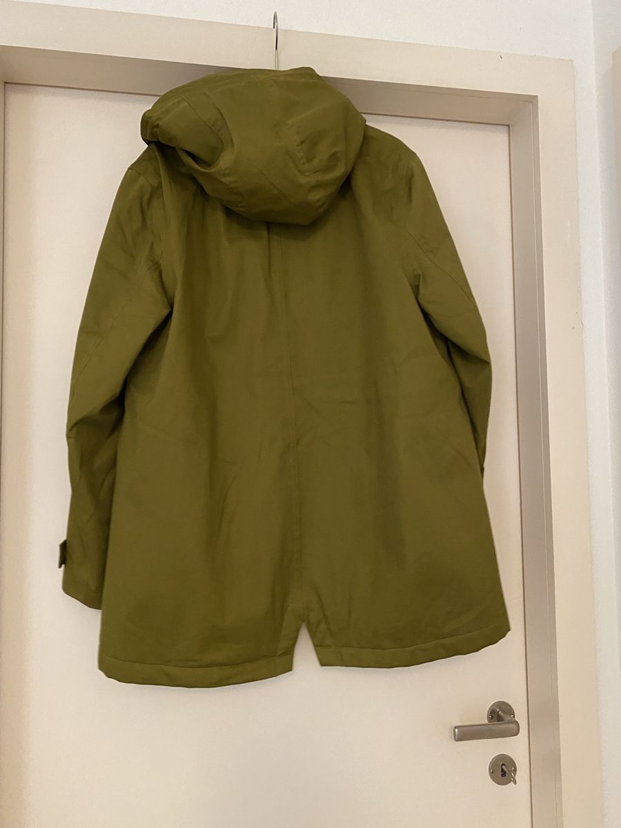 Giacche: Winterjacke mit Kapuze EU 42 – Usato da Luzern venduto da Pialuz 1