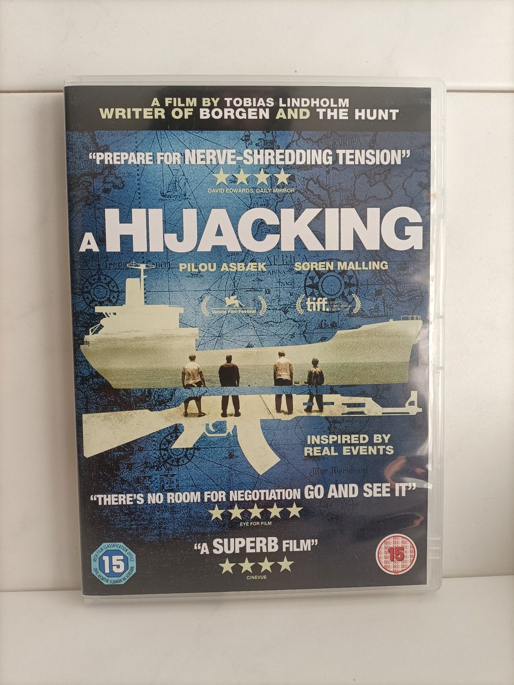 Tutti i DVDs: DVD A Hijacking (danois / ST anglais) Keith Pearson – Usato da crans montana venduto da AB3963