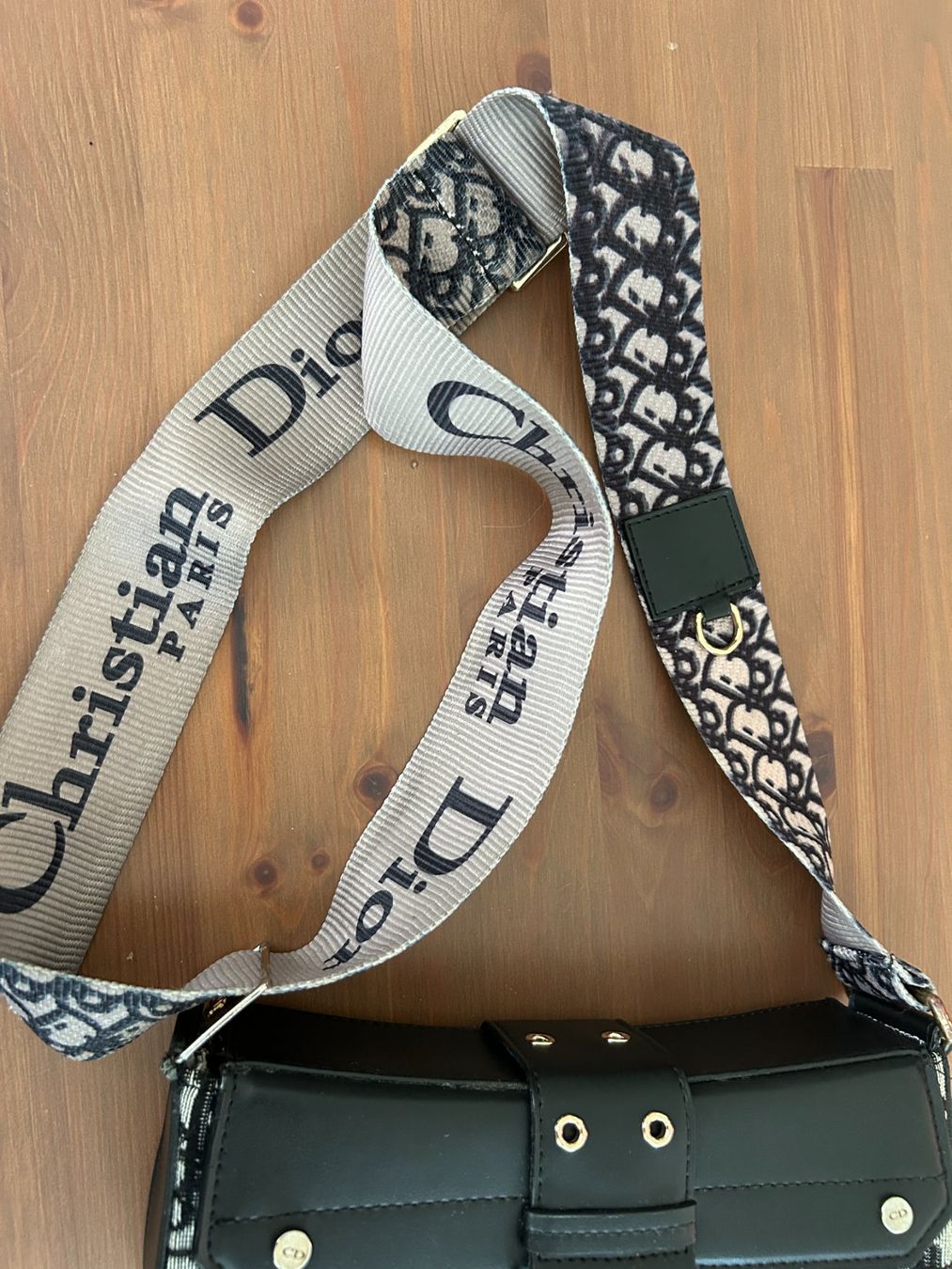 Dior Borse da donna: DIOR Canvas Umhängetasche – Usato da Einsiedeln venduto da Steine1 6