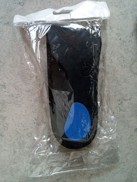 Medizinische Geräte: Einlegesohlen, Blau-Schwarz, neu – Neu und originalverpackt aus Igis von lebi 1