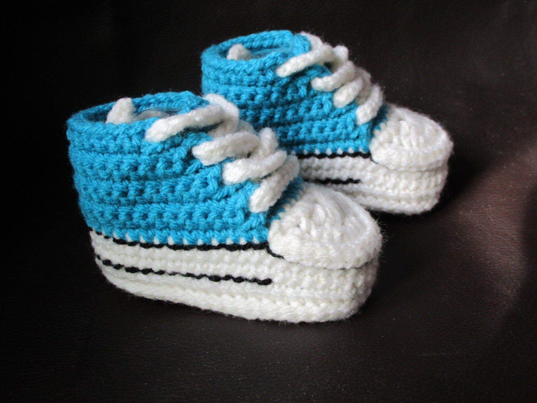 Scarpe per ragazzi: Babyschuhe Hand gehäkelt (10cm) – Nuovo (secondo la descrizione) da Leuk Stadt venduto da Simone_RZ 1