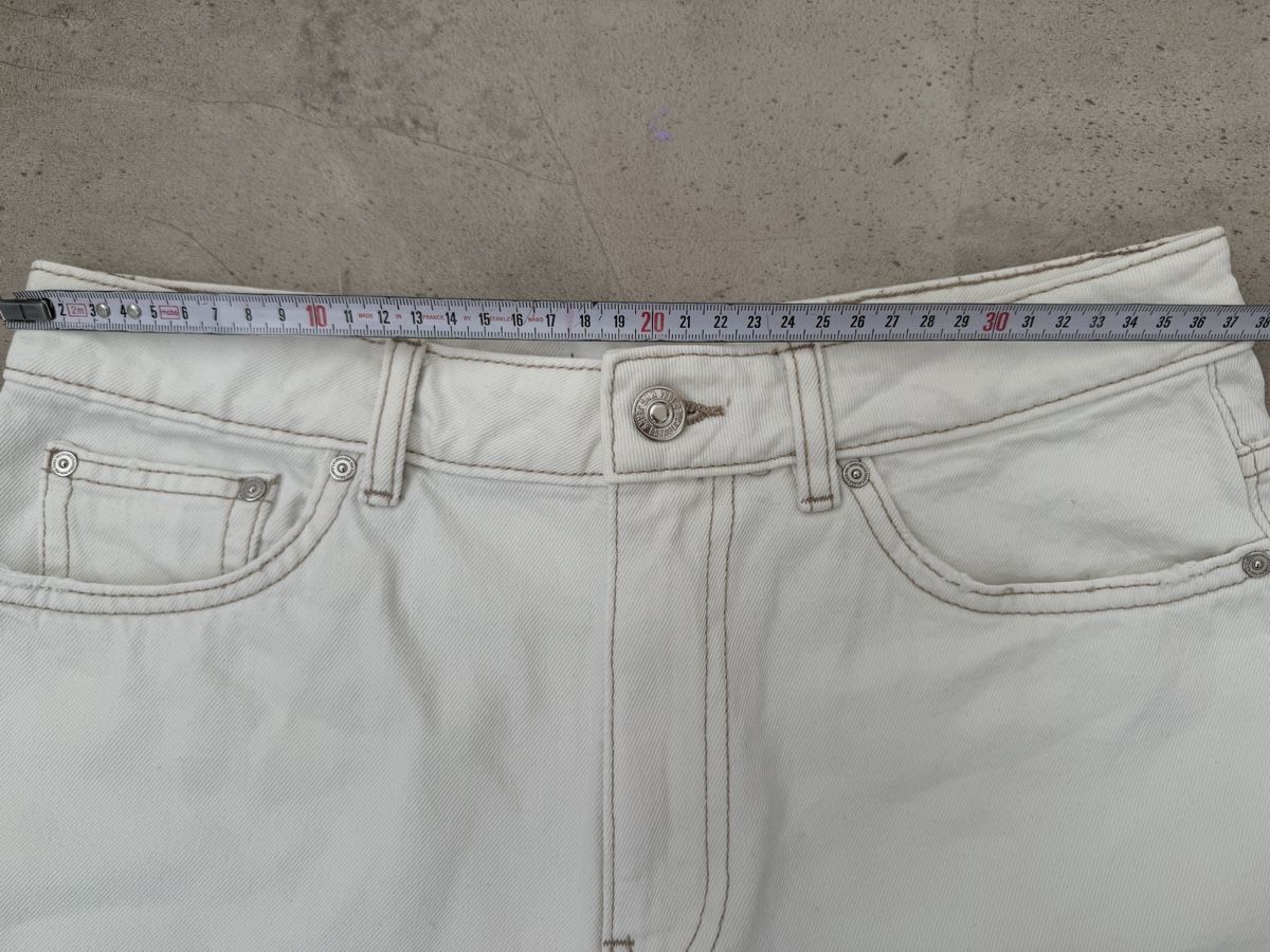 Mango Hosen: Bermuda Mango gr 38 – Gebraucht aus Samedan von lau_q8yh 3