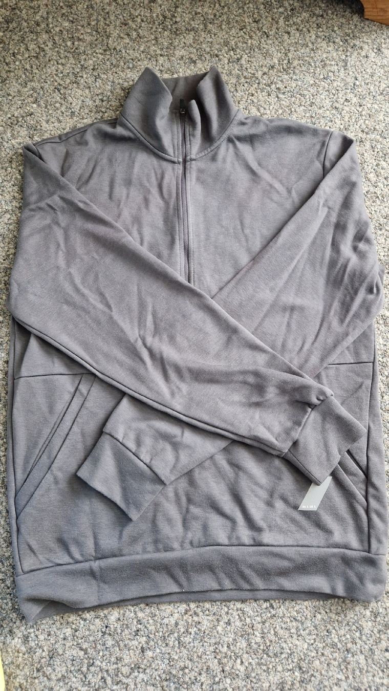 Zara Maglioni & Felpe: Zara Athleticz Trainer (Pullover und Hose) – Usato da Hochfelden venduto da Hueppi