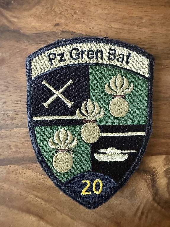 Placchette & Badge: Patchs velcro Armée XXI – Usato da La Tour-de-Peilz venduto da laurent1979 1