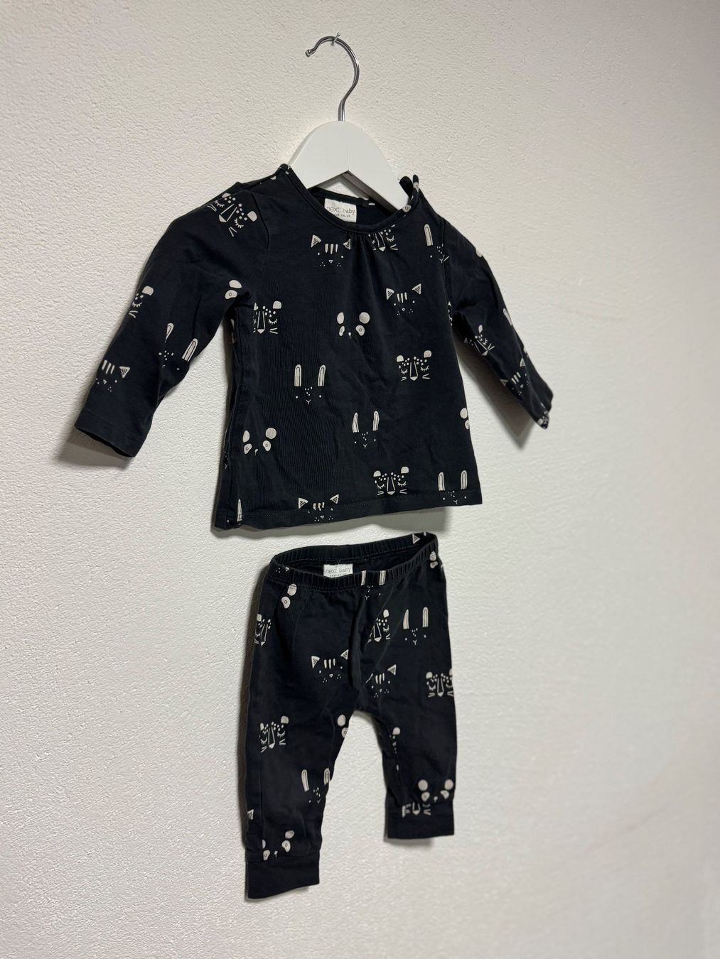 Next Lotti di vestiti: NEXT Set | Gr. 68 👶🏼 – Usato da Walenstadt venduto da closetqueen.mini 1
