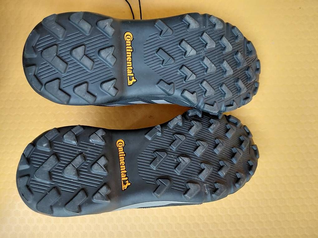 Adidas Scarpe per ragazzi: Adidas Terrex Gore-Tex Wander-/Trekkingschuhe – Usato da Illgau venduto da Mythenblick86 1