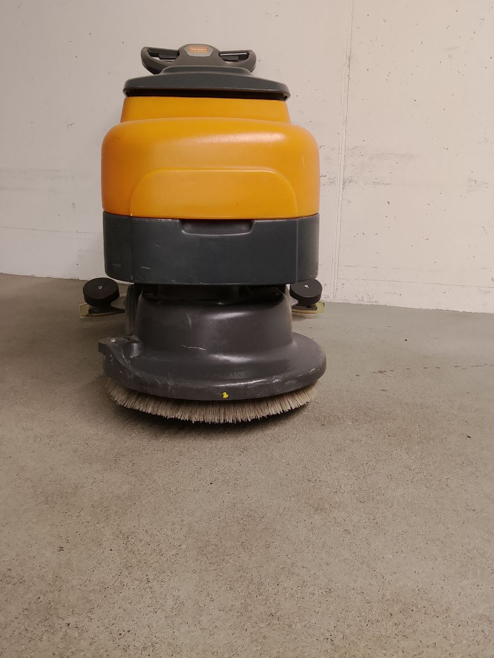 Alle Maschinen:  scheuersaugmaschine taski swingo 455b – Gebraucht aus Wohlen AG von ang_xy8w 3