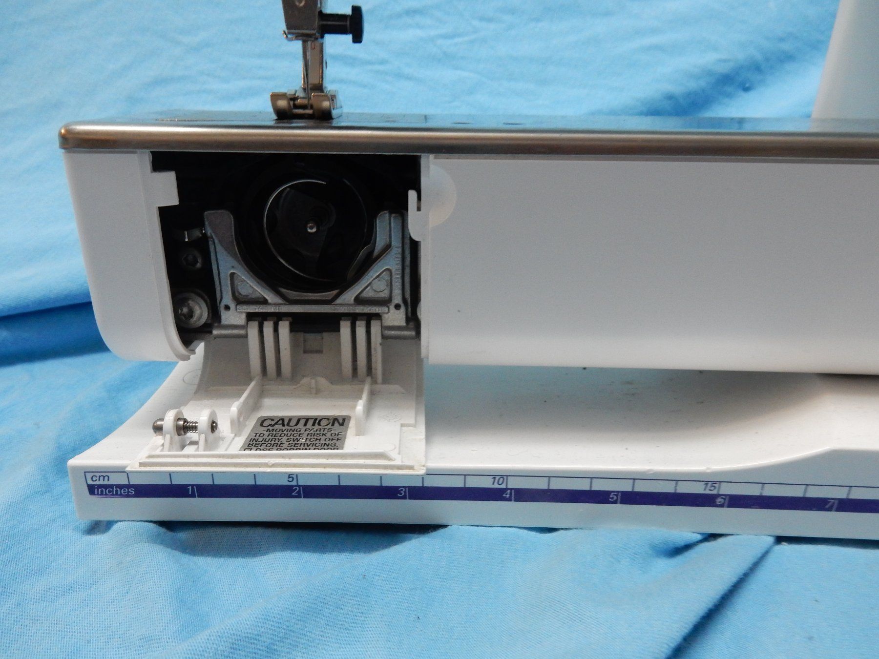 Bernina Macchine da cucire: Bernina Virtuosa 150  Ab Fr. 100.00 – Difettoso da Watt venduto da Mariposa49 1