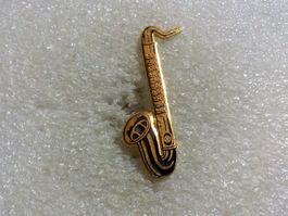 Ansteckpin 73: Saxophone