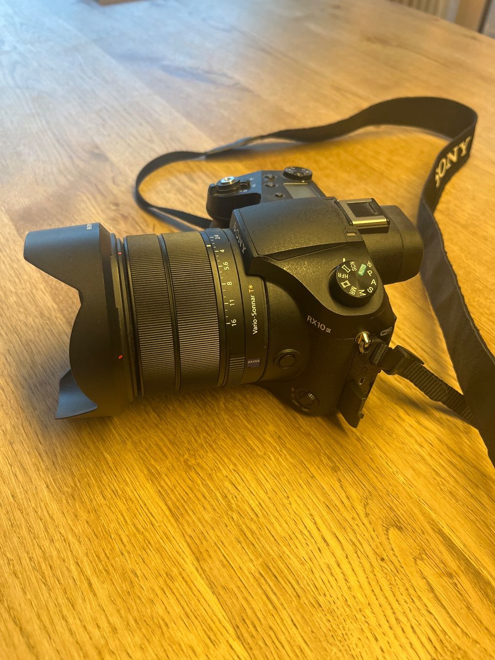 Sony Kamera: Sony RX10 III Digitalkamera – Gebraucht aus Aadorf von tab_rwj8 1