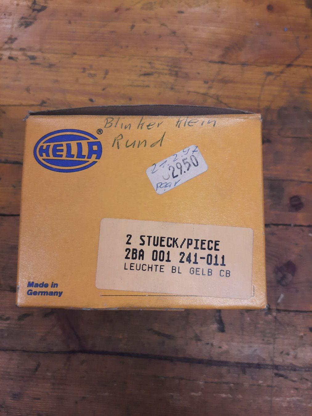 Alle Ersatzteile: Zwei Hella Blinkleuchten  2BA 001 241-011 – Neu und originalverpackt aus Eschlikon TG von Freitech.2015 2