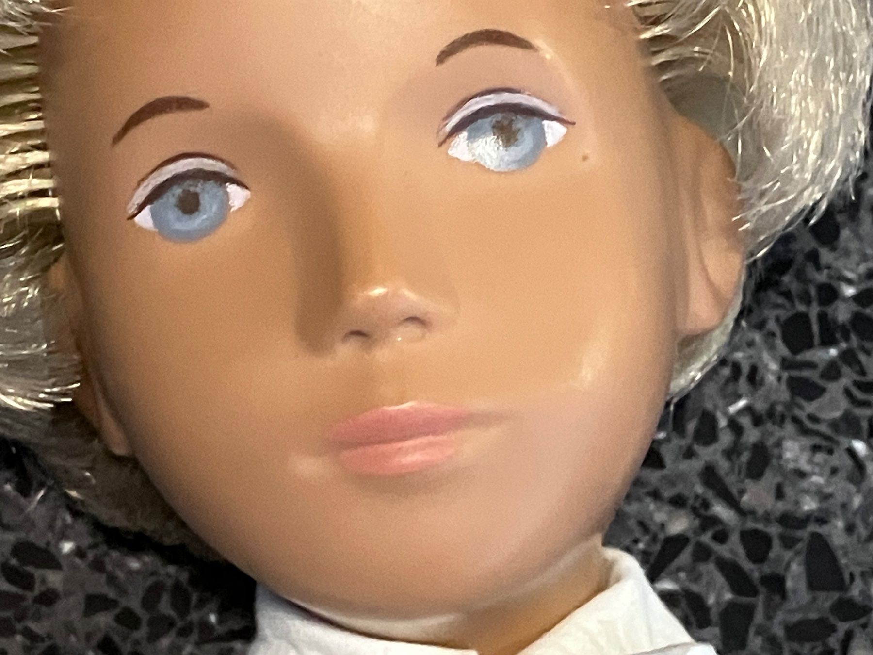 Sasha Morgenthaler Puppen: Sascha Puppe, Junge mit blondem Haar, super Zustand – Gebraucht aus Zürich von Idbiw 2