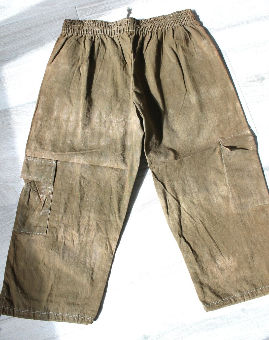 Pantaloni: Pantacourt neuf taille S – Nuovo e nell'imballaggio originale da Chez-le-Bart venduto da jasse 1