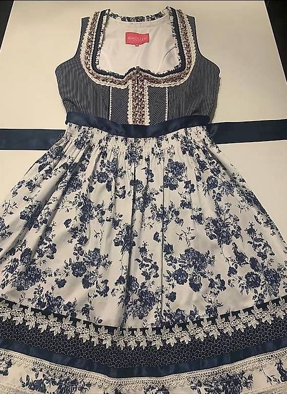 Lotti di vestiti: Krüger Dirndl inkl. 2 Blusen – Usato da Mühlrüti venduto da xantos27