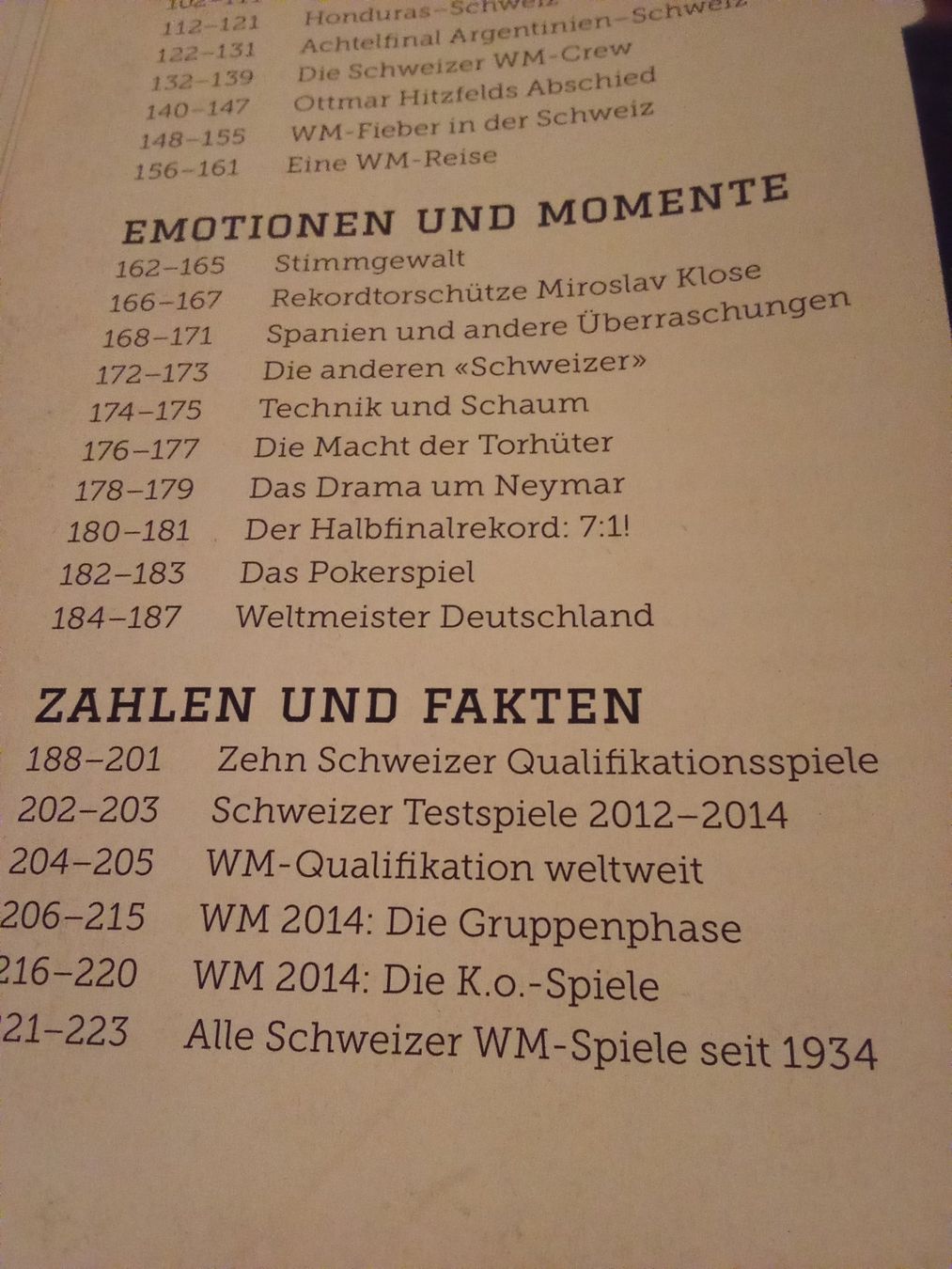 Libri: Das grosse Schweizer Buch der WM 2014 – Usato da Remetschwil venduto da Privatflohmi 5