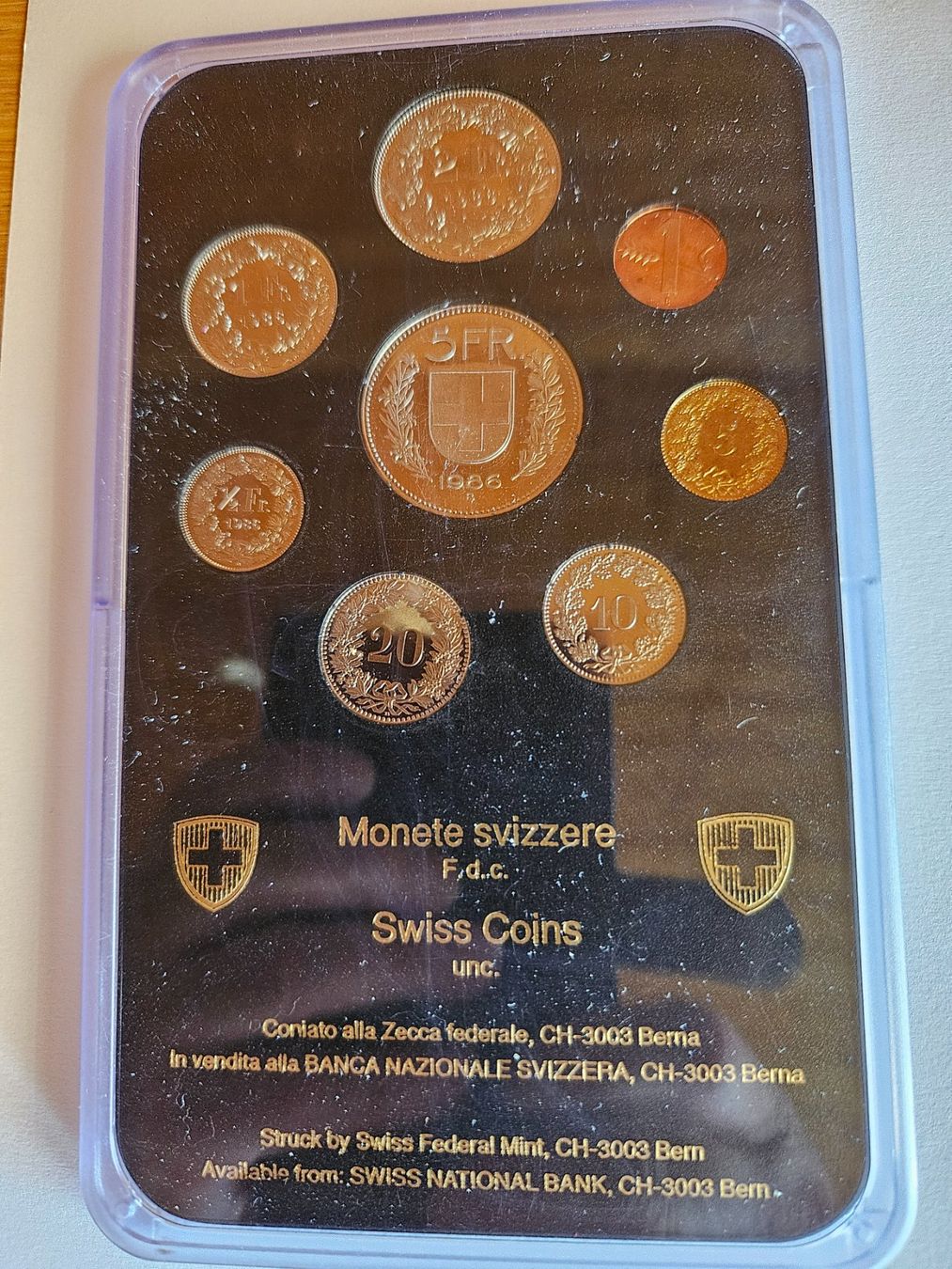 Toutes les monnaies: Ensemble de monnaies suisses FDC 1986 – Neuf avec emballage d'origine à St-Barthélemy VD par meal83